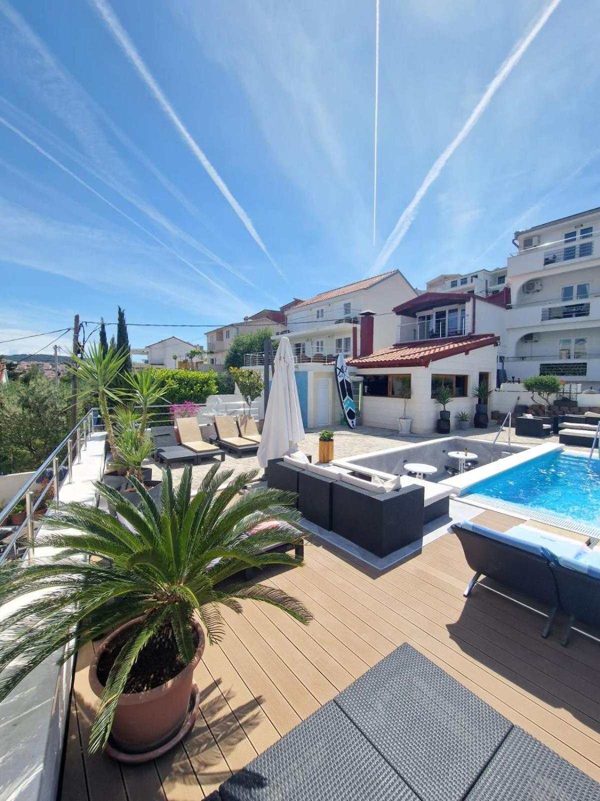 Apartments Silva With A View Of Sea Trogir Extérieur photo