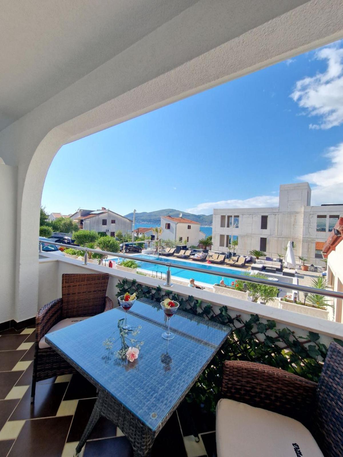 Apartments Silva With A View Of Sea Trogir Extérieur photo